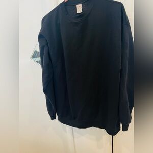 Hanes Black Crewneck Sweatshirt size XL
